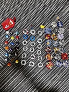 ベイブレード 多色セットとスタジアムのサムネイル