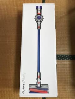 新品 送料無料 ダイソン V7 fluffyのサムネイル