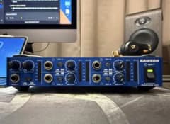極美品　SAMSON C-que 8｜8chヘッドホンアンプ 元箱・新品電源付 極美品 SAMSON C-que 8｜8chヘッドホンアンプ 元箱・新品電源付 - メルカリ