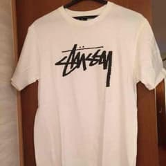 stussy ロゴTシャツのサムネイル