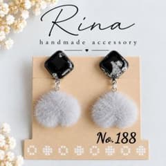 No.188蝶バネイヤリング 秋冬 ♡ おまとめ割 あり♡ - メルカリ