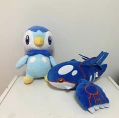 ポッチャマとカイオーガのぬいぐるみ