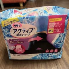 アクティブ 吸水ショーツ M-L 9枚入りのサムネイル