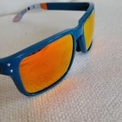 Oakley オークリーサングラスのサムネイル