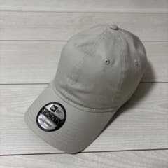 ニューエラ　9TWENTY ベージュ キャップのサムネイル