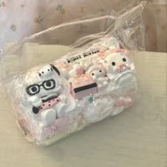 【新品】スクイーズ キティ マイメロ ケーキ ケーキ ドッド柄のサムネイル