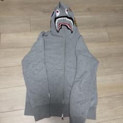 A BATHING APE シャークパーカー グレー