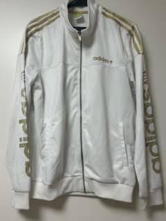 adidasトラックジャケットのサムネイル