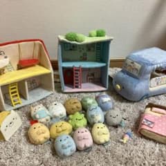 すみっコぐらし　手のりぬいぐるみとお家セットのサムネイル