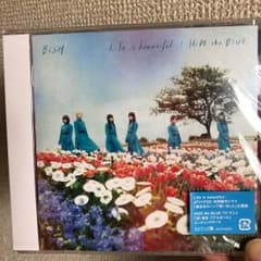 Life is beautiful/HiDE the BLUEのサムネイル