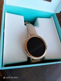 kate spade　スマートウォッチです！のサムネイル