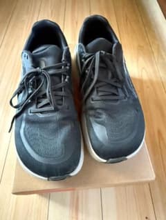 ALTRA ランニングシューズ Paradigm 7 メンズ 25cm ブラックのサムネイル