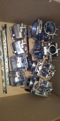 XJR400、4HMのキャブレター　ジャンクのサムネイル