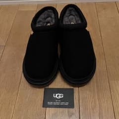 UGG ブラック スリッポンのサムネイル