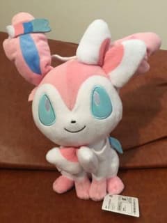 ポケモン　ニンフィア　ぬいぐるみのサムネイル