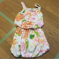 大花柄ワンピースのサムネイル