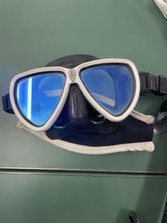GULLマスクとSCUBAPRO シュノーケルのサムネイル