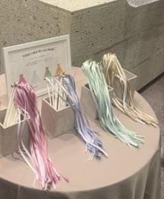 リボンワンズ　ドレス当て　ウェディング　ウェルカムスペース　リボンのサムネイル