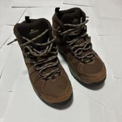 montrail(モントレイル) レディース　トレッキングシューズ　箱無し　美品のサムネイル