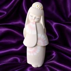 【特級呪物】チョウピラコ様宿る 白花の童女・幸福招来の御守り 曰く付きのサムネイル