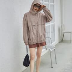 しまむら ラッシュガードパーカー　 Mサイズ  mysa 田中里奈のサムネイル
