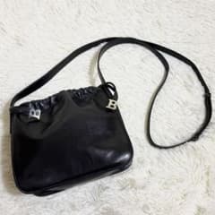 希少デザイン✨バリー 巾着 ショルダーバッグ サコッシュ レザー Bロゴ 