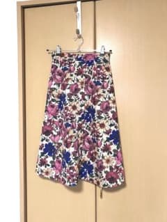 花柄フレアスカートのサムネイル