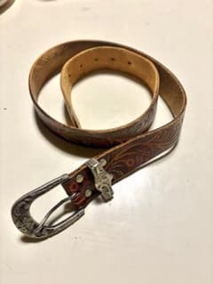 レザー 花柄 ベルト vintage ブラウン 渋い　ウエスタン調　唐草模様のサムネイル
