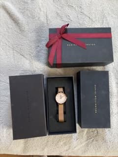 Daniel Wellington ローズゴールド　時計のサムネイル