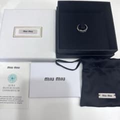 miu miu ロゴ リング ジルコニア 指輪 11号 - メルカリ