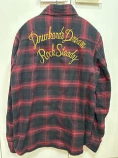 WACKOMARIA ネルシャツ 黒赤チェック 背面刺繍付きのサムネイル