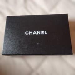 CHANEL　空箱　布付きのサムネイル