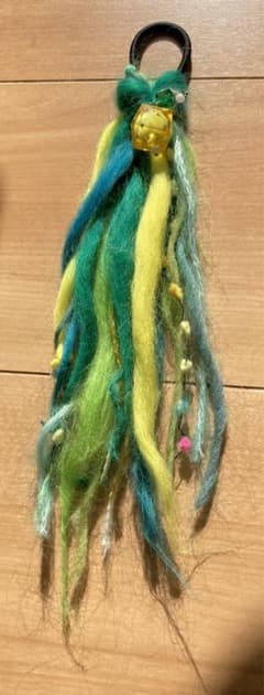ハンドメイド　ヘアゴム　イエロー×グリーン系のサムネイル