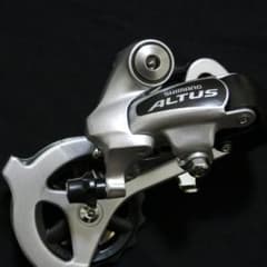【美品】SHIMANO ALTUS 7/8 リアディレイラーのサムネイル