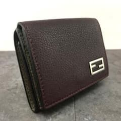 送料込み！ 極美品 FENDI 三つ折り財布 7M0280 バケット 180 送料込み！ 極美品 FENDI 三つ折り財布 7M0280 バケット 180 - メルカリ