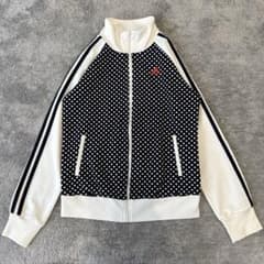adidasドットジャージ ベイビーわるきゅーれ 高石あかり 杉本ちさと