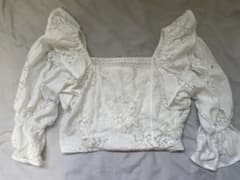 chico オフショルダートップスのサムネイル