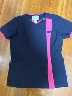 値下げ⭐︎フォーク FOLK 紺色　スクラブ　LLサイズのサムネイル