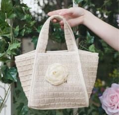 バッグ Herlipto 2026 ss Rose Straw Tote Bag Herlipto 2026 ss Rose Straw Tote Bag - メルカリ