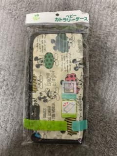 ベビー　カトラリー　ケース　ディズニー　ミッキー　新品　未使用　離乳食　おでかけのサムネイル