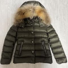MONCLER モンクレール キッズ ダウンジャケット カーキ 8A - メルカリ