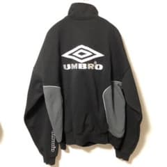 UMBRO ブラック ハーフジップ トレーナー　刺繍のサムネイル