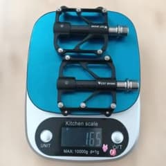 165グラム 超軽量カーボンフラットペダル ブラック - メルカリ