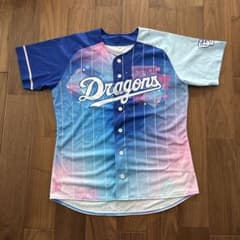 中日ドラゴンズ ガールズデー限定ユニフォームのサムネイル