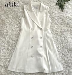 美品✨akiki アキキ　ベスト　プリーツ　ノースリーブジャケットドレス 美品✨akiki アキキ ベスト プリーツ ノースリーブジャケットドレス