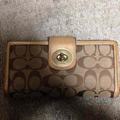 【正規品】コーチ長財布のサムネイル