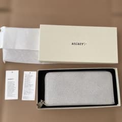 aniary ライトグレー 長財布のサムネイル