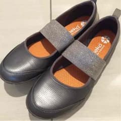 ニューバランス 美品のサムネイル