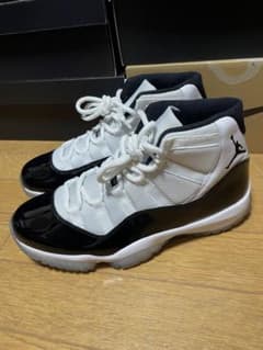 Air Jordan 11 ホワイト/ブラック US10コンコルド - メルカリ