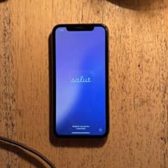iPhone XR 64GB ブルー　画面割れのサムネイル